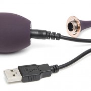 n10541-fifty-shades-freed-i-ve-got-you-rechargeable-remote-control-love-egg-05_1